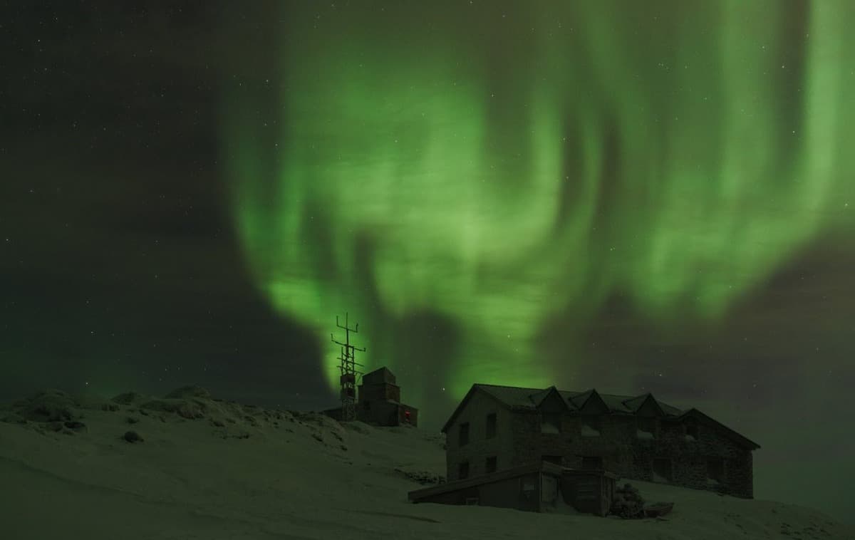 Del monte Halde a la vanguardia tecnológica: Un siglo de secretos tras las auroras boreales