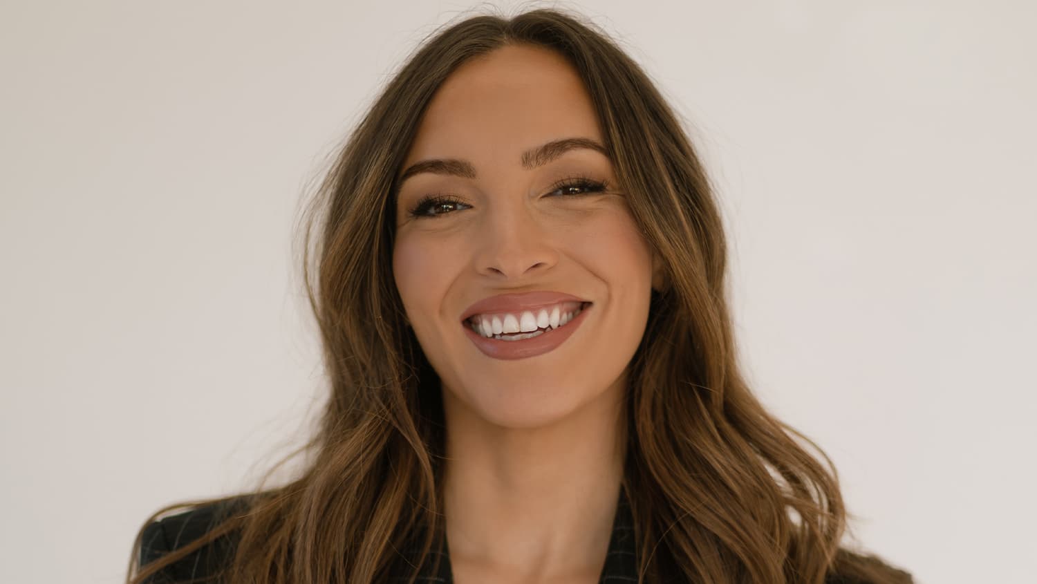 NBCUniversal asciende a Emily Orozco: Nueva corresponsal estrella de ‘Access Hollywood’ en Nueva York