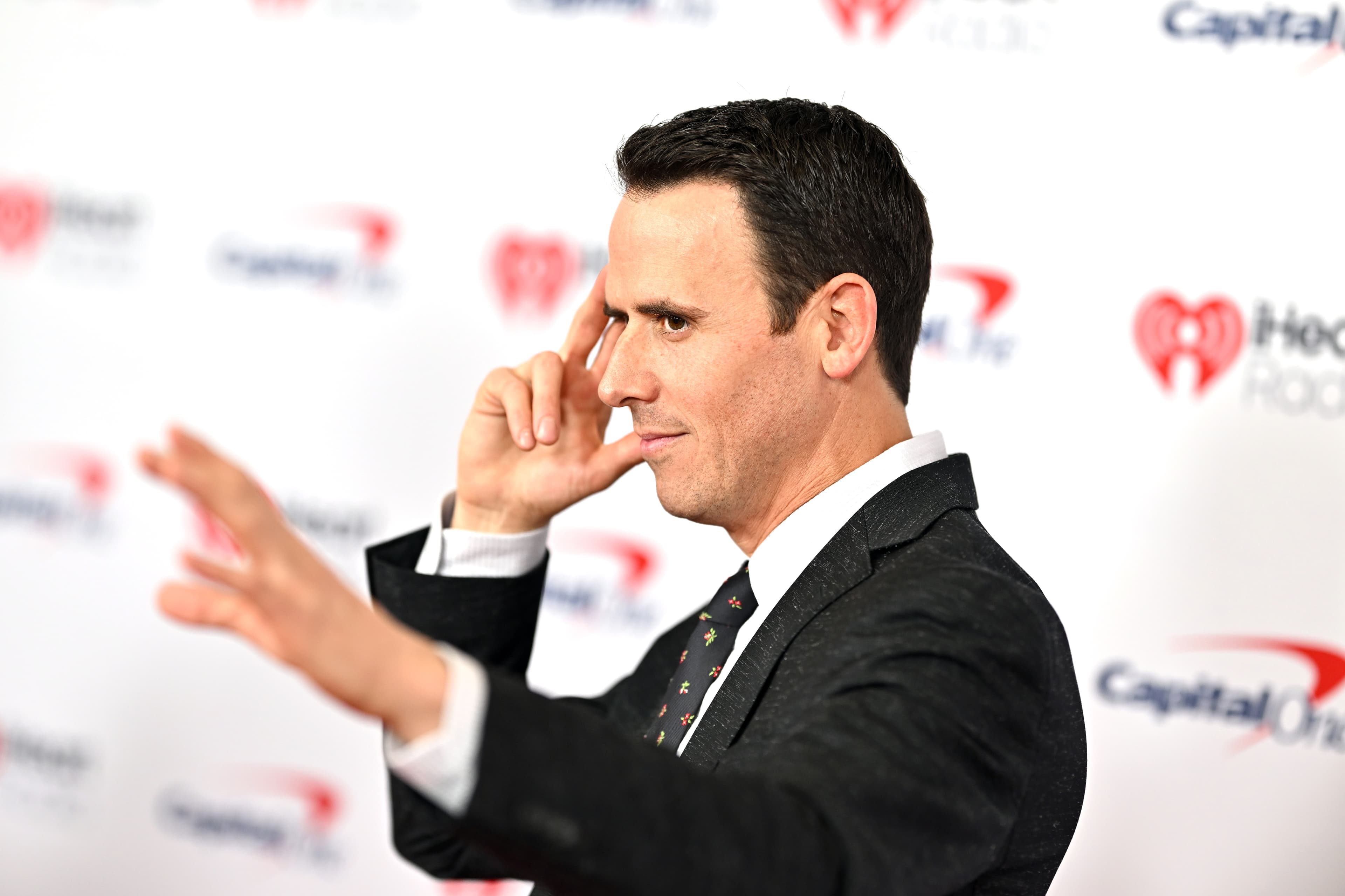 Rompen tradición: La Asociación de Corresponsales de la Casa Blanca elige al mentalista Oz Pearlman para su cena anual