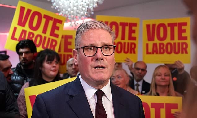 Nigel Farage advierte "pánico" en el laborismo ante elecciones clave en Manchester