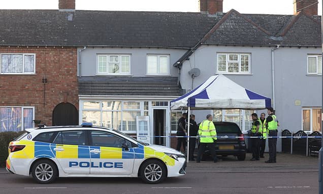 Conmoción en el Reino Unido por el hallazgo sin vida de un joven detective en su automóvil