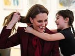 Kate Middleton cautiva en Gales: Recibe muestras de afecto y un regalo especial de una joven admiradora