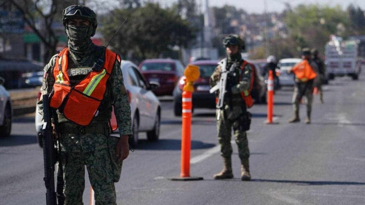 Violencia en Michoacán obliga a suspender la Feria Internacional de la Pirotecnia tras muerte de 'El Mencho'