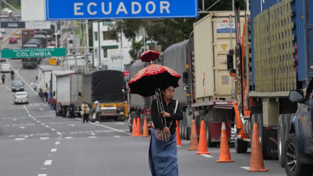 Tensión comercial en Sudamérica: Ecuador y Colombia se enfrascan en guerra de aranceles