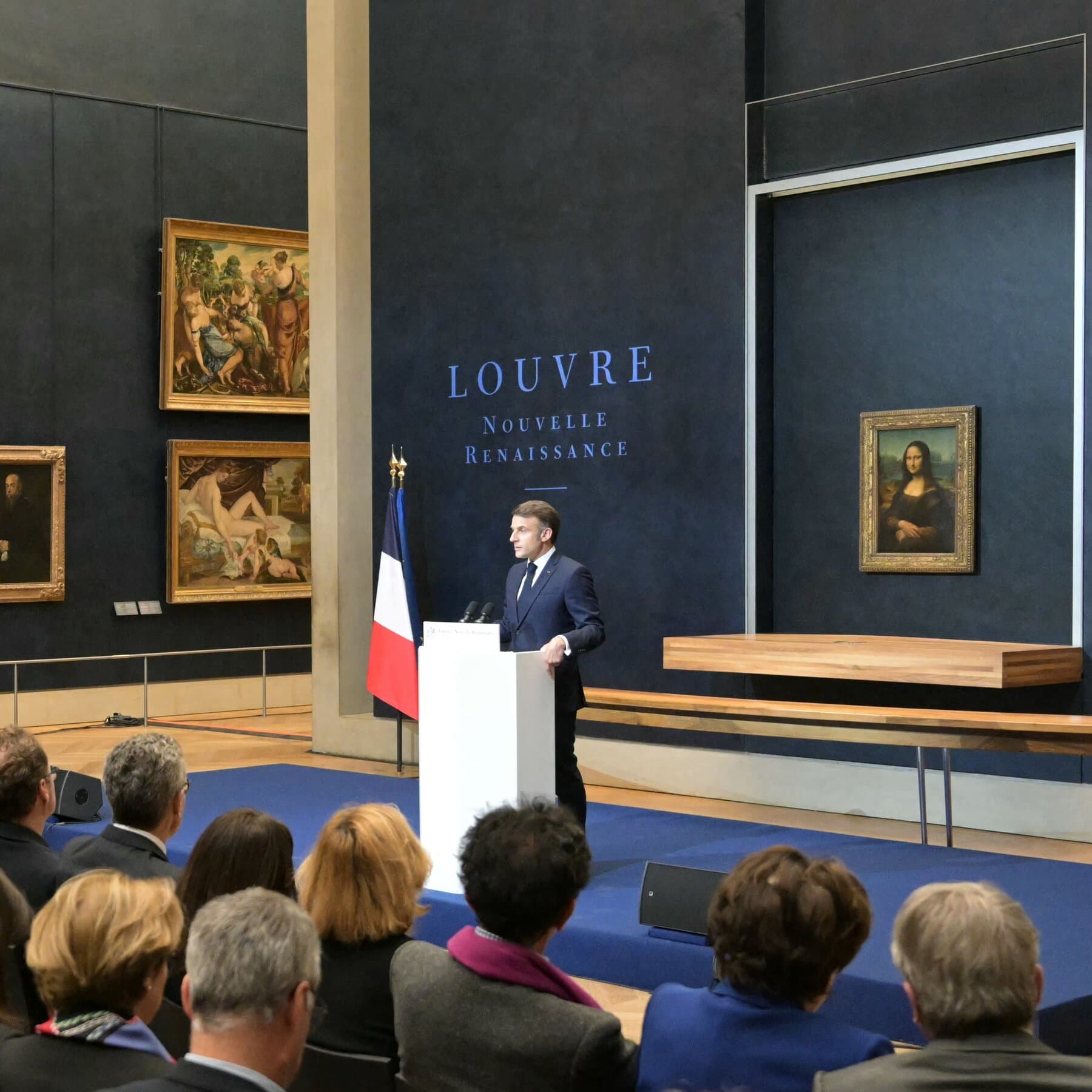 Crisis en el Louvre: El legado cultural de Emmanuel Macron en riesgo tras renuncia del director