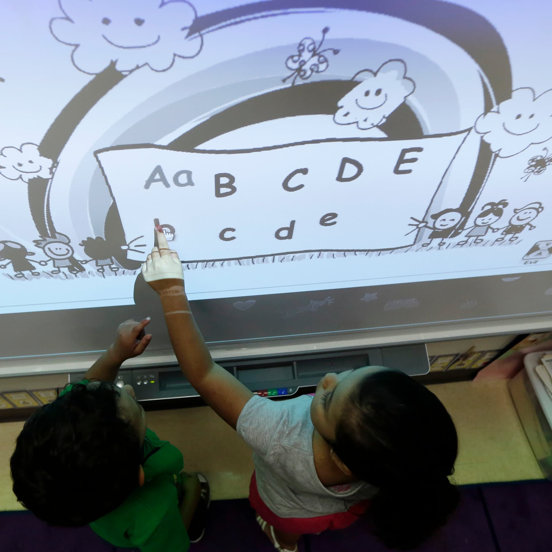 Vales escolares en Texas: ¿La solución inesperada para abaratar las guarderías?