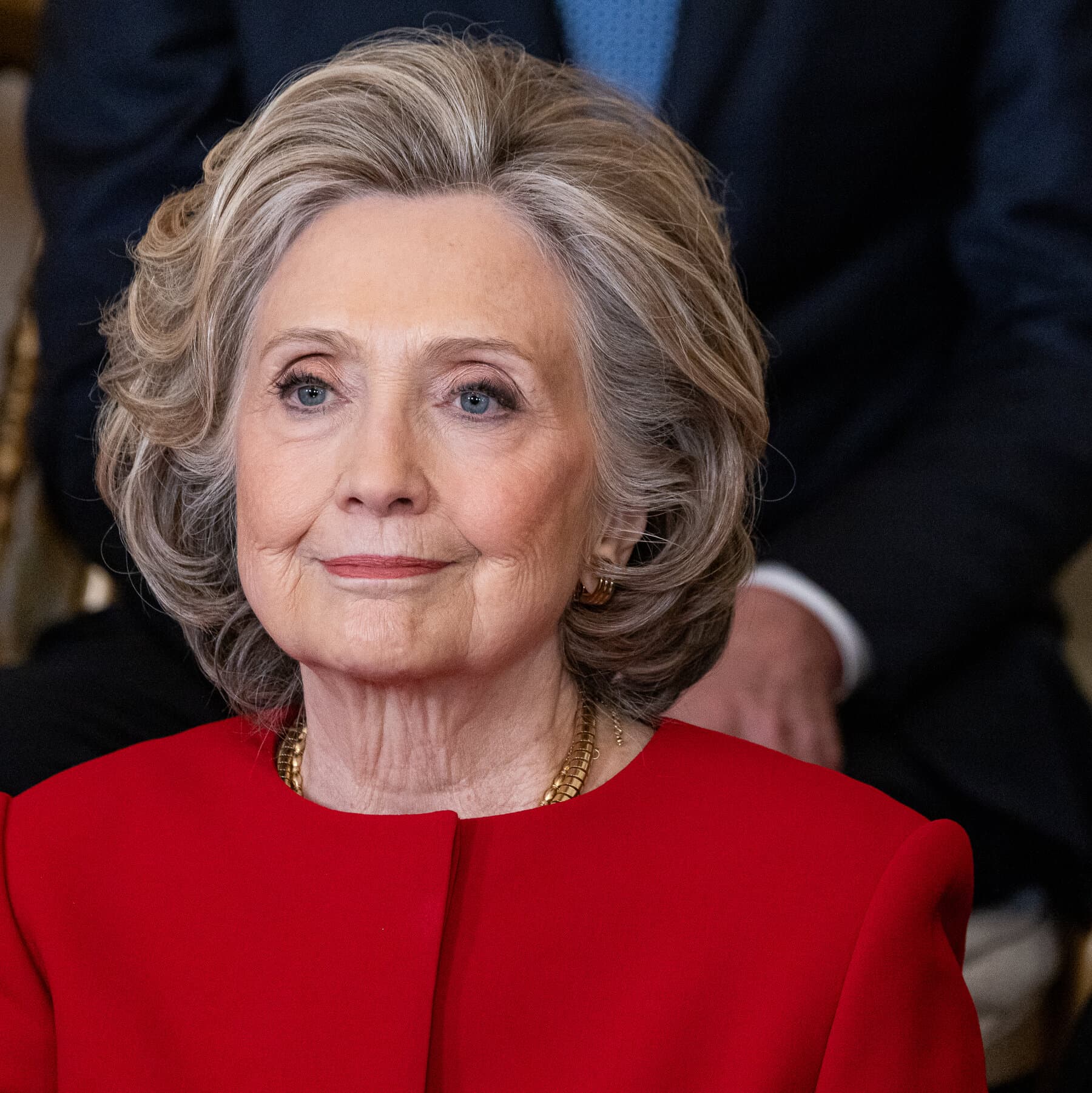 Hillary Clinton suspende testimonio tras filtración de fotografía por parte de legisladores republicanos